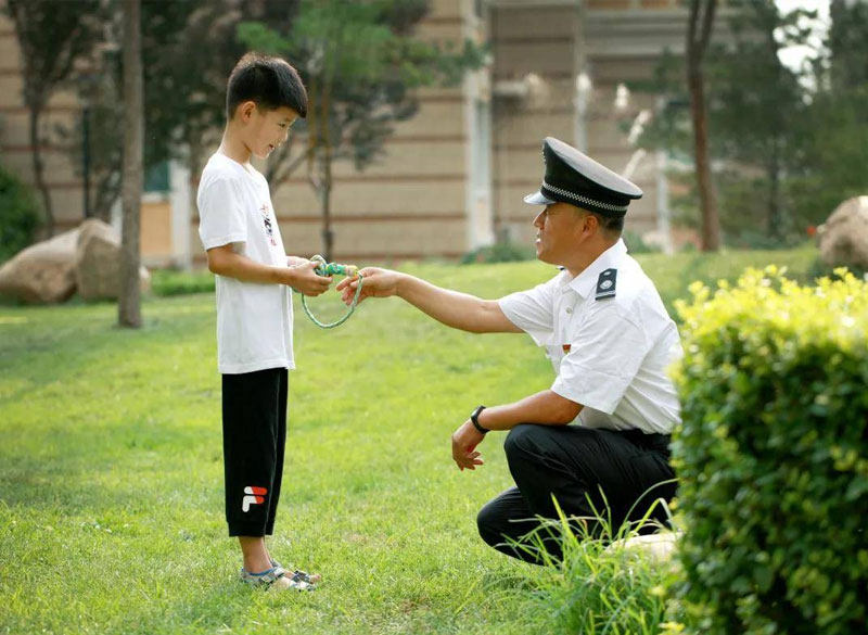 小区物业公司主要负责什么？提供哪些服务？